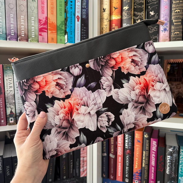Pretty Peony Tablet/Laptop Zippered Sleeve