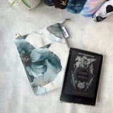Whispers - e-reader Zippered Sleeve