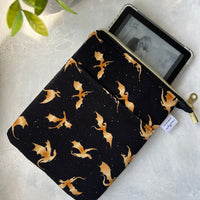 Gold Dragons  - e-reader Zippered Sleeve
