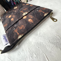 Steampunk Ravens - e-reader Zippered Sleeve