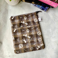 Scottish Highlander -  Zippered Book Sleeve