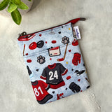 Hockey Romance - Third Period - e-reader Zippered Sleeve