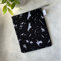 Get Lost in Fantasy e-reader Zippered Sleeve