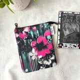 Grungy Floral - Water Resistant - e-reader Zippered Sleeve