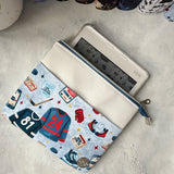 Hockey Romance - Second Period - e-reader Zippered Sleeve