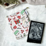 Cozy Christmas - e-reader Zippered Sleeve