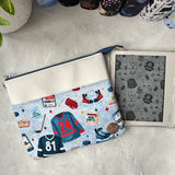 Hockey Romance - Second Period - e-reader Zippered Sleeve