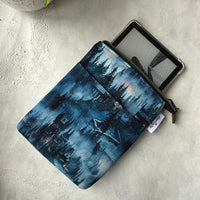 Winter Castle - e-reader Zippered Sleeve