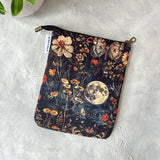 Witches Garden - e-reader Zippered Sleeve
