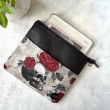 Dark Romance e-reader Zippered Sleeve
