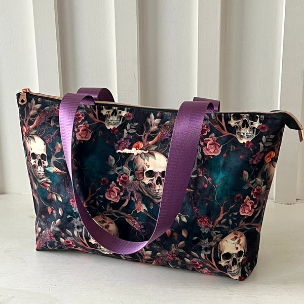 Romantasy Skulls Tote Bag