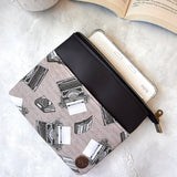 Love Letter to Books - e-reader Zippered Sleeve