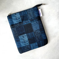 Quilted Blue Water Resistant e-reader Zippered Sleeve