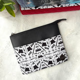 The Wolf Court - e-reader Zippered Sleeve