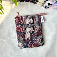 Nocturne Rose - e-reader Zippered Sleeve