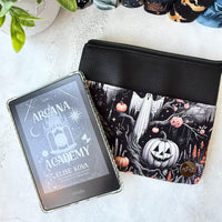 Sleepy Hollow - e-reader Zippered Sleeve