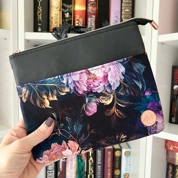 Night Peonies - e-reader Zippered Sleeve