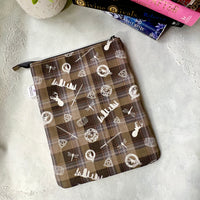 Scottish Highlander -  Zippered Book Sleeve