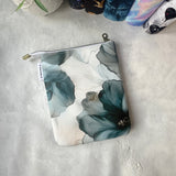 Whispers - e-reader Zippered Sleeve