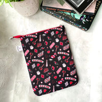 Harley Quinn -  Zippered Book Sleeve