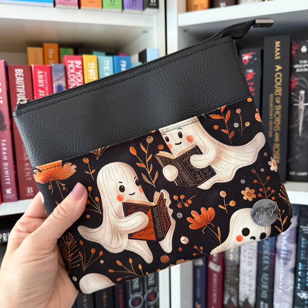 Literary Ghosts - e-reader Zippered Sleeve