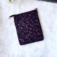 Rose Gold Floral Line Art - e-reader Zippered Sleeve