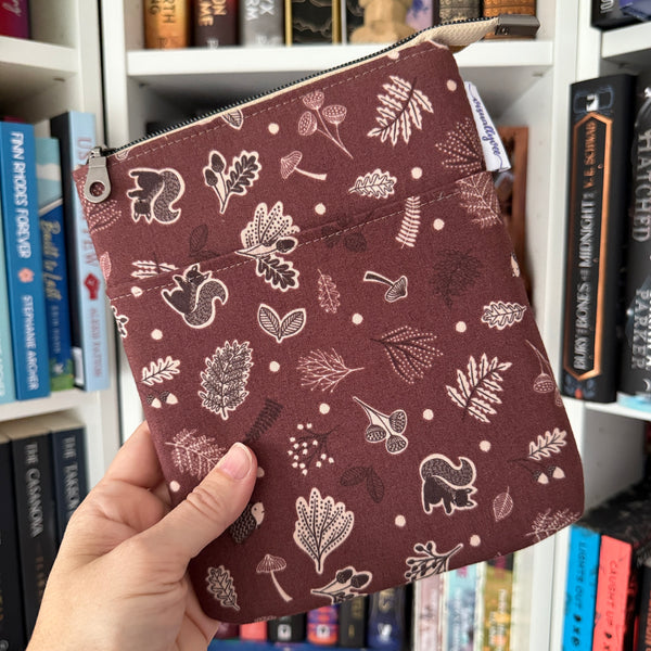 Autumn Chapter e-reader Zippered Sleeve