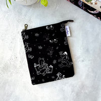 Pooh’s Bookclub - e-reader Zippered Sleeve