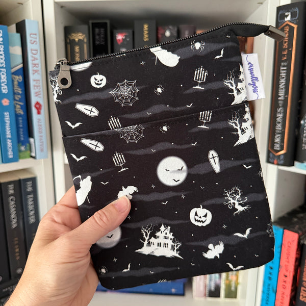 Spooky Nights e-reader Zippered Sleeve