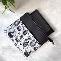 Magic Spells e-reader Zippered Sleeve