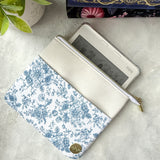 Blue Vintage Floral e-reader Zippered Sleeve