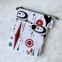 So Retro e-reader Zippered Sleeve
