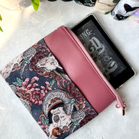 Nocturne Rose - e-reader Zippered Sleeve