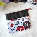 Hockey Romance - Third Period - e-reader Zippered Sleeve