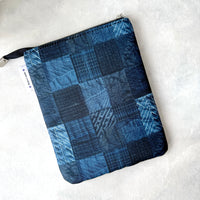 Quilted Blue Water Resistant e-reader Zippered Sleeve