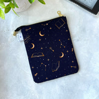 Celestial Books - e-reader Zippered Sleeve