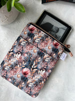Misty Rose Garden - e-reader Zippered Sleeve