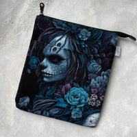 A Haunting - e-reader Zippered Sleeve