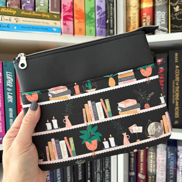 Cute Bookshelf e-reader Zippered Sleeve