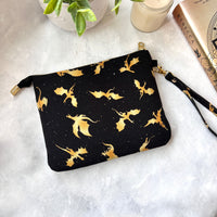 Gold Dragons e-reader Zippered Sleeve with wristlet